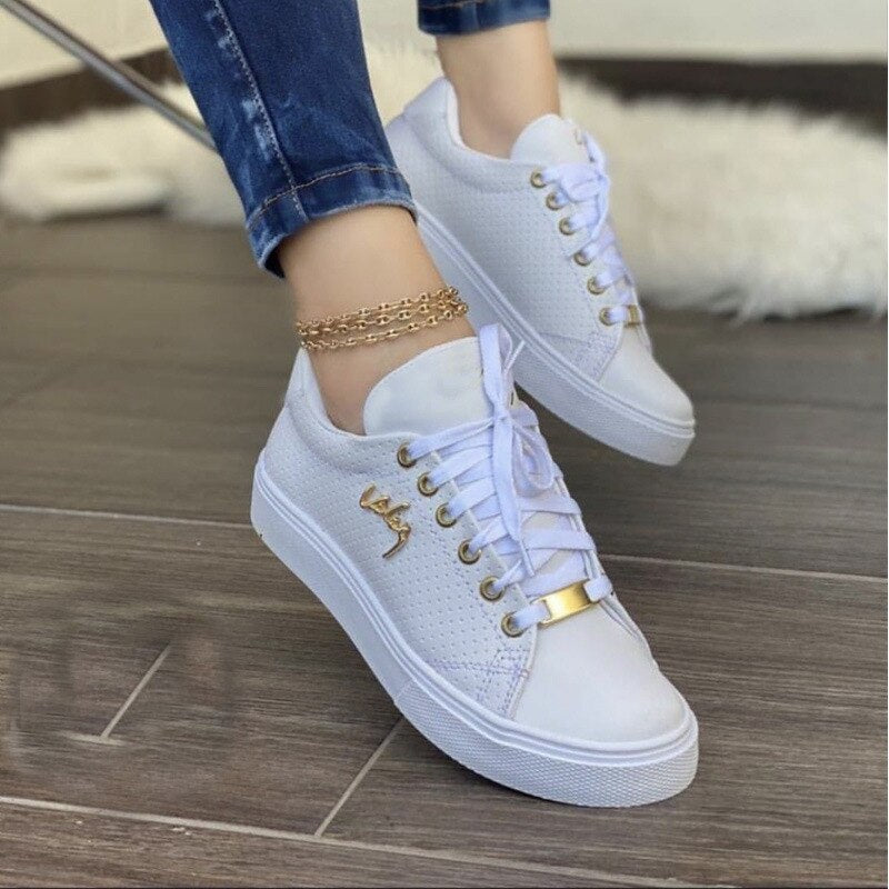 Vulcanized Shoes Women New 2023 Casual Sneakers Fashion Flat Lace Up Outdoor Walking Sport Plus Size 43 Zapatillas Mujer