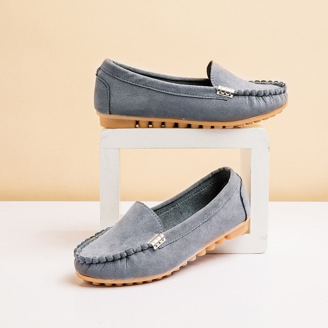 Plus Size 35-43 Women Flats Faux Suede Slip on Flat Shoes Woman Loafers Metal Boat Shoes Soft Female Shoes Black zapatos mujer