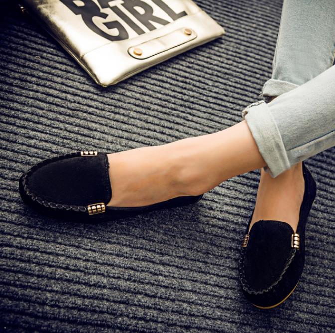 Plus Size 35-43 Women Flats Faux Suede Slip on Flat Shoes Woman Loafers Metal Boat Shoes Soft Female Shoes Black zapatos mujer