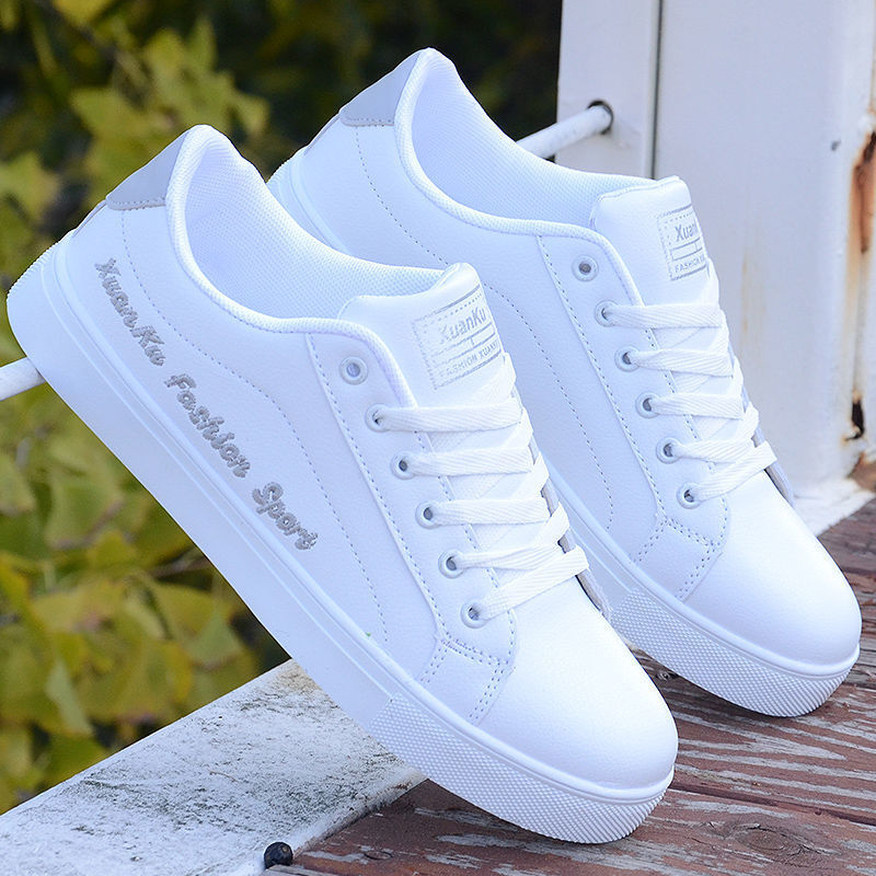 2022 Autumn Men Casual Shoes Winter Men's Board Shoes Light Sports Shoes Men Tennis Sneaker Soft White Shoes Male Flat Shoes