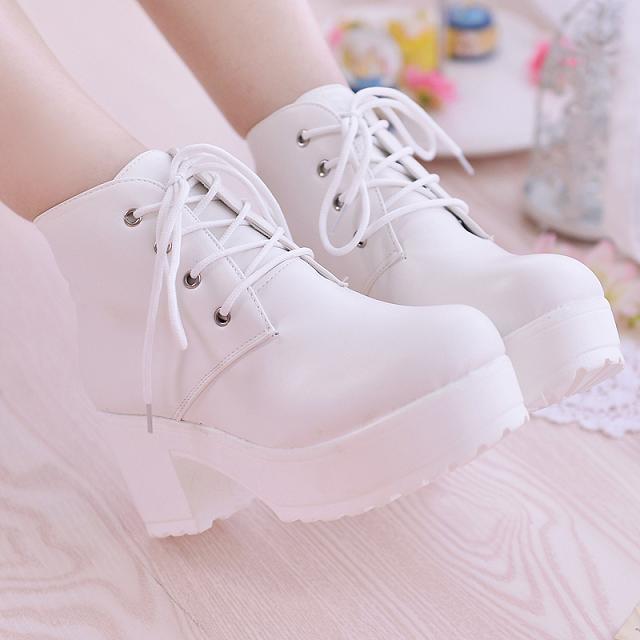 New Martin boots Women Platform Shoes lace up Pu leater shoes White Black Women Chunky Heels Hot Sale Shoes Woman