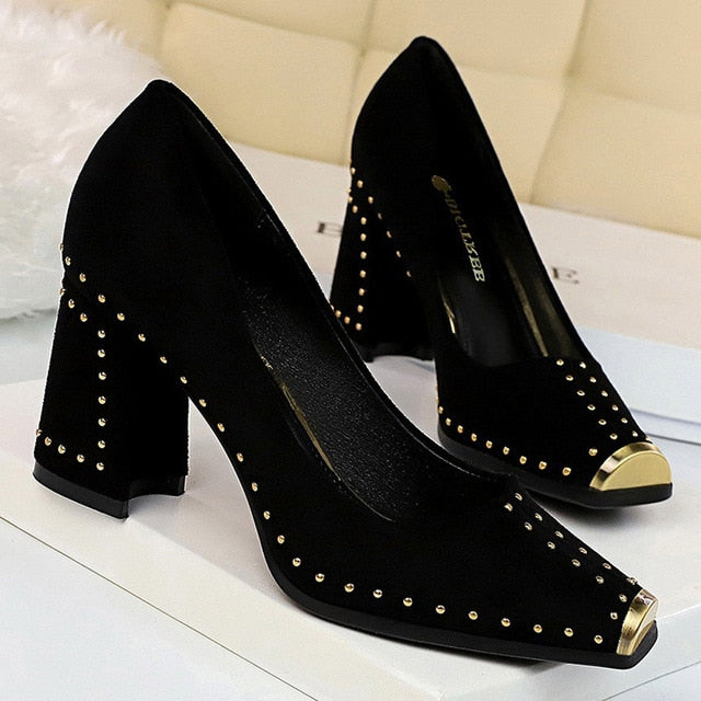 Fashion Women Pumps Rivet Metal Heels Women Shoes Flock Sexy Square Heels Shoes Ladies Red Black Office Party Wedding Shoes