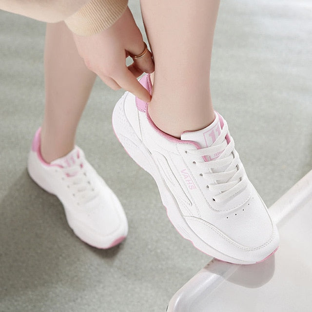 2025 New Winter Women Shoes Warm Fur Plush Lady Casual Shoes Lace Up Fashion Sneakers Platform Snow Boots Big Size 40