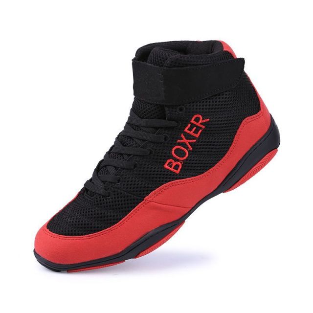New Mens Boxing Shoes Light Weight Boxing Trainers Sneakers Men Breathable Wrestling Shoes Outdoor Blue Red Wrestling Wears