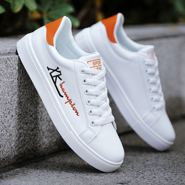 2022 Men's Casual Shoes Lightweight Breathable Men Shoes Flat Lace-Up Men Sneakers White Business Travel Unisex Tenis Masculino
