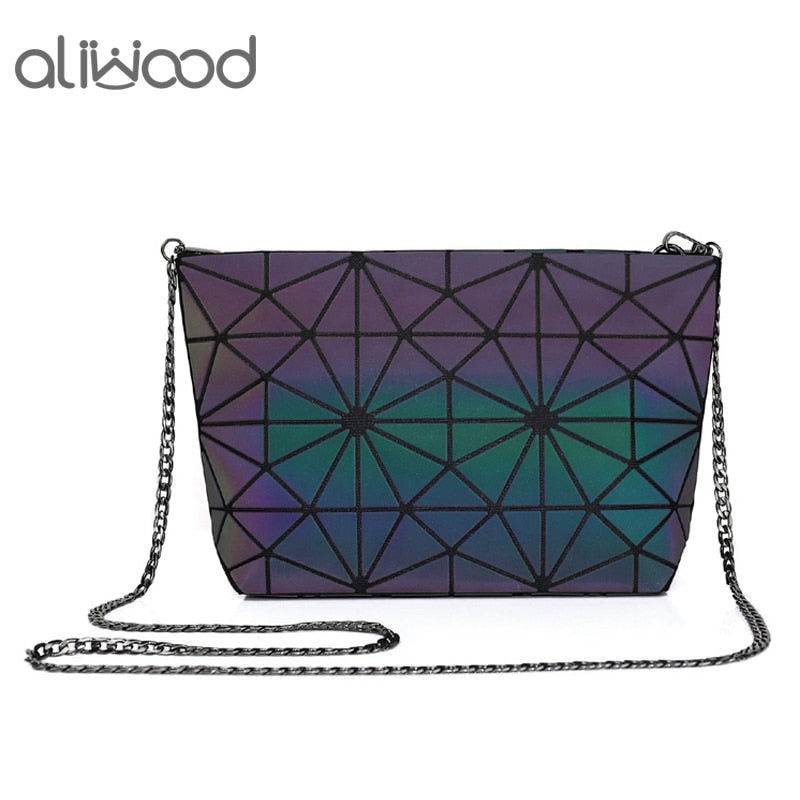 Aliwood Brands Luminous Geometric Women bags Chain Shoulder Bags Clutches Travel Cases Makeup Holographic Female Messenger Bags