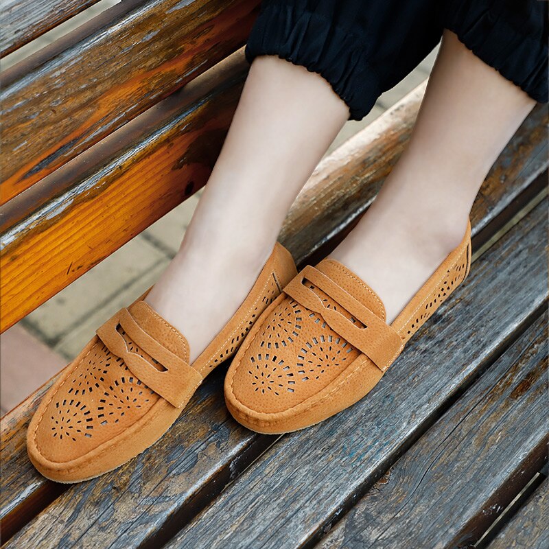 Women&#39;s moccasins shoes ladies loafers casual comfortable women sewing suede flat shoes women soft soles lightweight new style