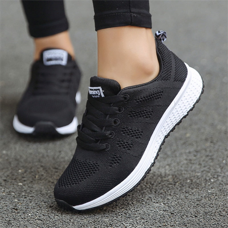 Women Casual Shoes Fashion Breathable Mesh Walking Vulcanized Shoes Woman White Sneakers Women Tenis Feminino Gym Shoes Sport