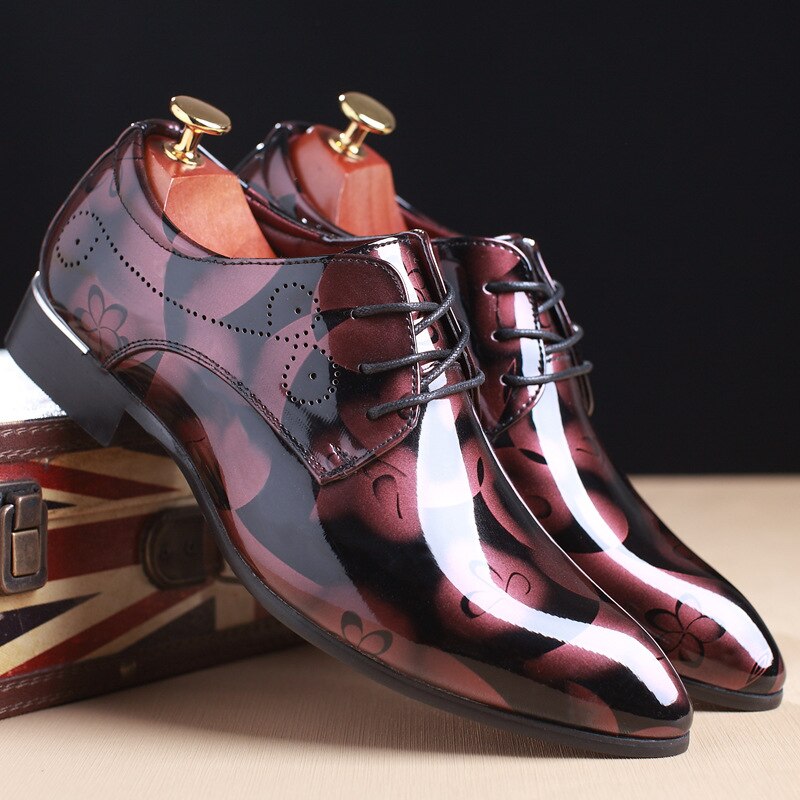 Fashion Men Casual Oxford Shoes Men's Red Print Business formal Leather Dress Shoes Wedding Party Men classic shiny Shoes