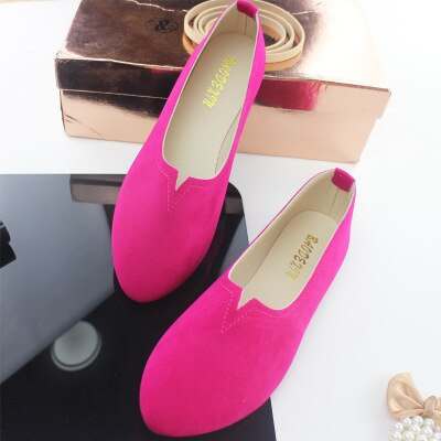 Cresfimix zapatos de mujer women cute plus size pointed toe slip on flat shoes female spring and summer flock shoes lady flats