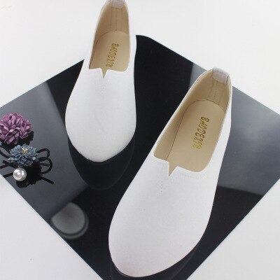 Cresfimix zapatos de mujer women cute plus size pointed toe slip on flat shoes female spring and summer flock shoes lady flats