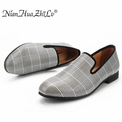 men&#39;s casual shoes 2019 Luxury men shoes chequered leather Handmade luxurious flats men&#39;s fashion  loafers