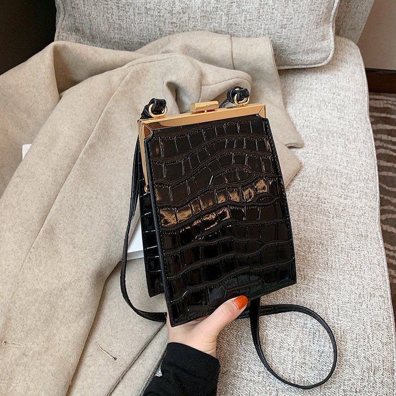 Crocodile Pattern Clip Women Shoulder Bag Fashion Alligator Crossbody Bags for Women 2021 Designer Small Pu Leather Women&#39;s Bag