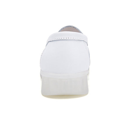 BEYARNE2019 New Women Flat Leather Shoes Casual White Wedge With Soft Bottom Slip On Love Heart Comfortable Mom Nurse Work Shoes