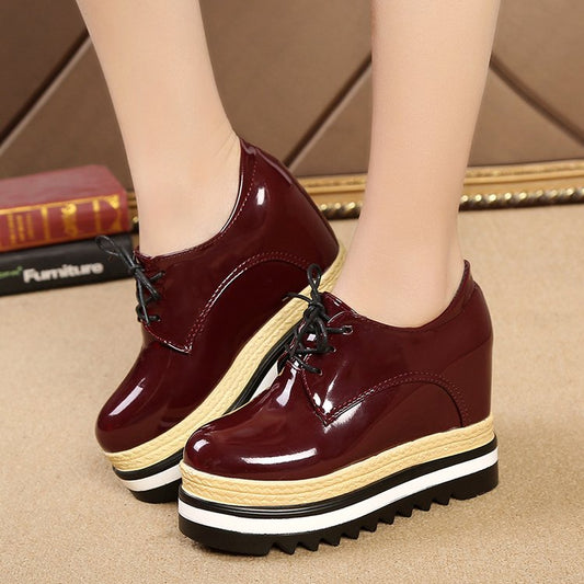 2020 Brand Spring Casual Solid Women Shoes Patent Leather Lace-Up Loafers Platforms Sneakers British Style Ladies Oxfords W4