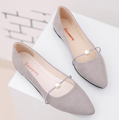 Shoes women spring 2018 new pearl shallow-mouthed chic single shoes 100 lap flat shoes Korean version 100 lap women's shoes