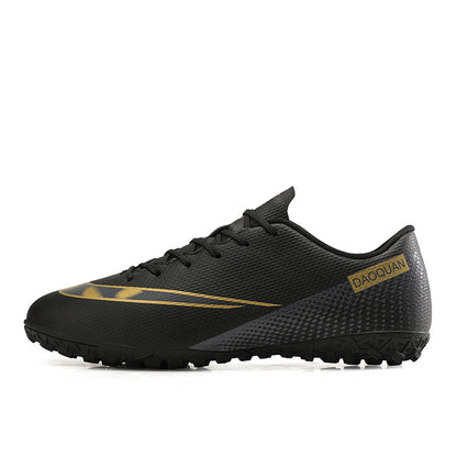 Large Size Long Spikes Soccer Shoes Outdoor Training Football Boots Sneakers Ultralight Non-Slip Sport Turf Soccer Cleats Unisex