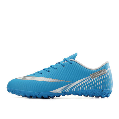 Large Size Long Spikes Soccer Shoes Outdoor Training Football Boots Sneakers Ultralight Non-Slip Sport Turf Soccer Cleats Unisex